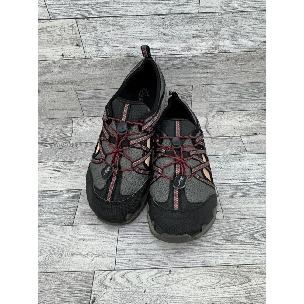 Chaco Kids Junior Outcross Water Shoes Black Grey Red Bungee Lacing Size 4 US